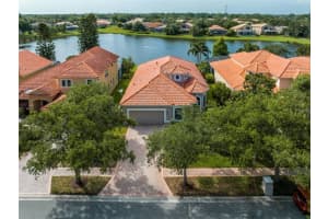 9736 SAGO POINT DRIVE, SEMINOLE, FL 33777 Sold 11/08/23