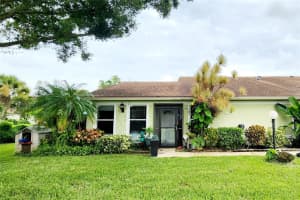 4315 WILLOW BROOK CIRCLE, WEST PALM BEACH, FL 33417 Sold 10/20/23