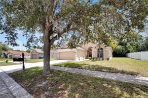 8412 CARRIAGE POINTE DRIVE, GIBSONTON, FL 33534 Sold 08/31/23