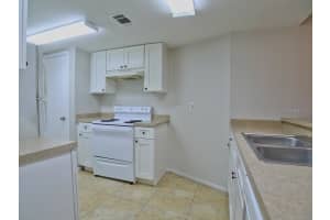 3961 DREAM OAK PLACE, TAMPA, FL 33613 Sold 11/03/23