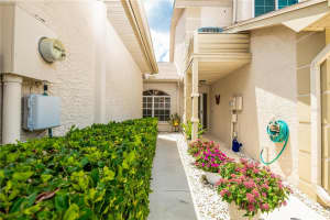 2559 PINE COVE LANE, CLEARWATER, FL 33761 Sold 10/12/23