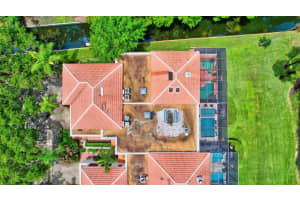 3161 LAKE ELLEN DRIVE, TAMPA, FL 33618 Sold 09/15/23