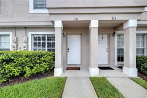 351 KENSINGTON LAKE CIRCLE, BRANDON, FL 33511 Sold 09/14/23