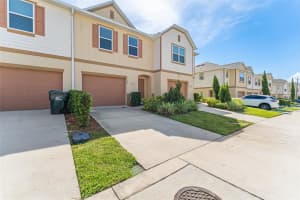 3828 HAMPSTEAD LANE, LAKELAND, FL 33810 Sold 09/22/23