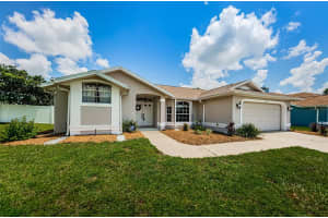 1105 FIELDVIEW LOOP, LECANTO, FL 34461 Sold 10/10/23