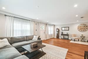 3213 CASS STREET, TAMPA, FL 33609 Sold 10/06/23