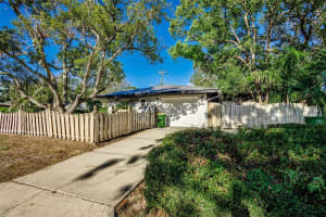 848 MYRTLE STREET, SARASOTA, FL 34234 Sold 02/16/24