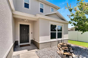 10610 LAGUNA PLAINS DRIVE, RIVERVIEW, FL 33578 Sold 12/28/23