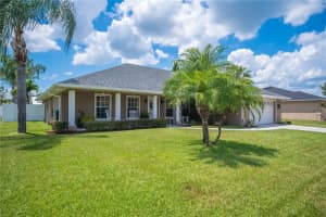 5613 FISCHER DRIVE, LAKELAND, FL 33812 Sold 10/12/23