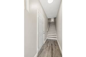 18030 VILLA CREEK DRIVE, TAMPA, FL 33647 Sold 09/22/23