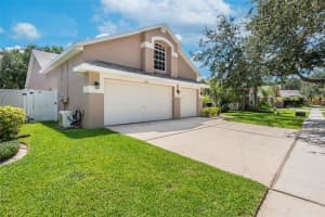 7206 BUCKS FORD DRIVE, RIVERVIEW, FL 33578 Sold 10/04/23