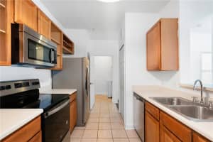 18430 BRIDLE CLUB DRIVE, TAMPA, FL 33647 Sold 09/01/23