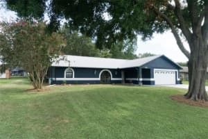 222 VERANDA DRIVE, LAKELAND, FL 33809 Sold 10/17/23