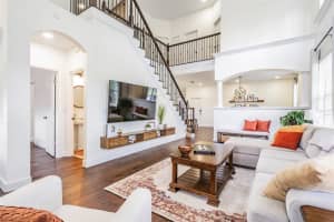 9104 CRYSTAL COMMONS WAY, TAMPA, FL 33626 Sold 10/06/23