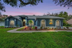8806 CROSSWOOD COURT, RIVERVIEW, FL 33578 Sold 09/29/23