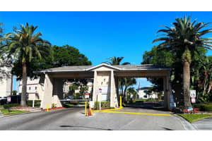 10035 63RD AVENUE, ST PETERSBURG, FL 33708 Sold 09/18/23