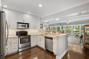3820 AZEELE STREET, TAMPA, FL 33609 Sold 10/13/23