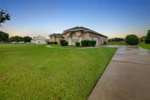 17808 HOWLING WOLF RUN, PARRISH, FL 34219 Sold 11/17/23