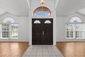 10025 CYPRESS SHADOW AVENUE, TAMPA, FL 33647 Sold 10/16/23