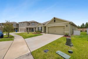 1879 PRISTINE LOOP, LAKELAND, FL 33811 Sold 05/10/24