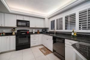 1310 GULF BOULEVARD, CLEARWATER, FL 33767 Sold 09/14/23