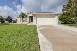 5005 98TH AVE E, PARRISH, FL 34219 Sold 02/20/24