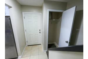 10053 LAKE OAK CIRCLE, TAMPA, FL 33624 Sold 11/01/23