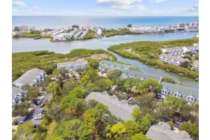 9885 INDIAN KEY TRAIL, SEMINOLE, FL 33776 Sold 03/15/24
