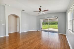 8010 CARRIAGE POINTE DRIVE, GIBSONTON, FL 33534 Sold 10/06/23