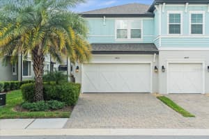 2492 FOGGY CREEK CIRCLE, CLEARWATER, FL 33764 Sold 09/29/23