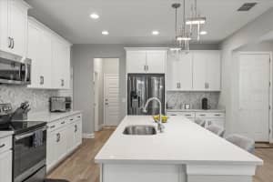 2492 FOGGY CREEK CIRCLE, CLEARWATER, FL 33764 Sold 09/29/23