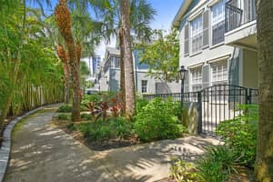 672 DELMAR TERRACE, ST PETERSBURG, FL 33701 Sold 03/22/24