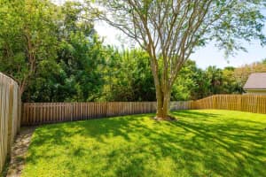 9044 WESTBAY BOULEVARD, TAMPA, FL 33615 Sold 11/17/23