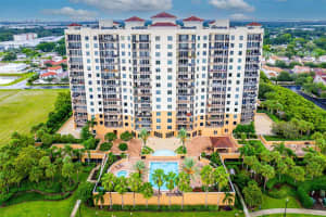 5823 BOWEN DANIEL DRIVE, TAMPA, FL 33616 Sold 10/31/23