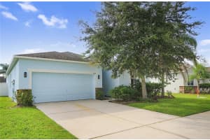 7238 CEDARCREST BOULEVARD, LAKELAND, FL 33810 Sold 10/16/23