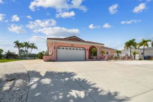 918 EAGLE LANE, APOLLO BEACH, FL 33572 Sold 01/30/24
