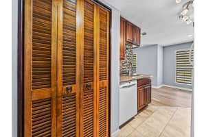 8603 FANCY FINCH DRIVE, TAMPA, FL 33614 Sold 10/16/23