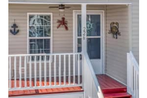 226 PORT ROYAL LANE, APOLLO BEACH, FL 33572 Sold 11/29/23