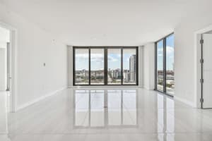 301 1ST STREET, ST PETERSBURG, FL 33701 Sold 06/03/24