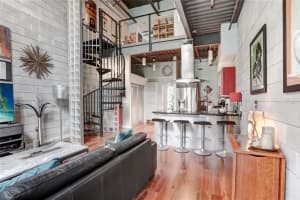 217 12TH STREET, TAMPA, FL 33602 Sold 11/17/23