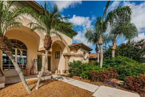 4270 AUSTON WAY, PALM HARBOR, FL 34685 Sold 12/28/23