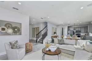 916 SILVERLAKE BOULEVARD, LAKE ALFRED, FL 33850 Sold 02/05/24