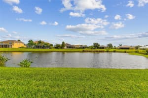 5247 MOON SHELL DRIVE, APOLLO BEACH, FL 33572 Sold 11/06/23