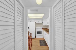6314 NEWTOWN CIRCLE, TAMPA, FL 33615 Sold 12/08/23