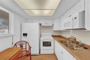 6314 NEWTOWN CIRCLE, TAMPA, FL 33615 Sold 12/08/23