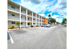 2111 CANAL DRIVE, BRADENTON, FL 34207 Sold 10/23/23