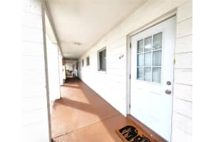 2111 CANAL DRIVE, BRADENTON, FL 34207 Sold 10/23/23