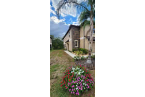8531 REEDVILLE STREET, NEW PORT RICHEY, FL 34654 Sold 12/01/23