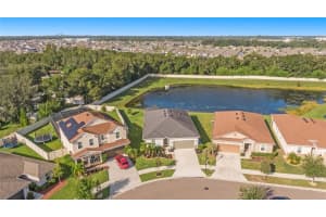 10452 LAGUNA PLAINS DRIVE, RIVERVIEW, FL 33578 Sold 11/08/23