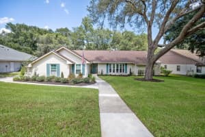 2001 HIDDEN PINE LANE, APOPKA, FL 32712 Sold 12/20/23